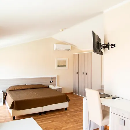 Fabricia Hotel 4*