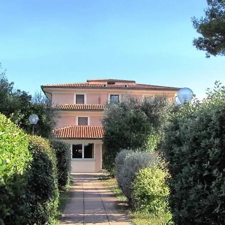 Fabricia Hotel