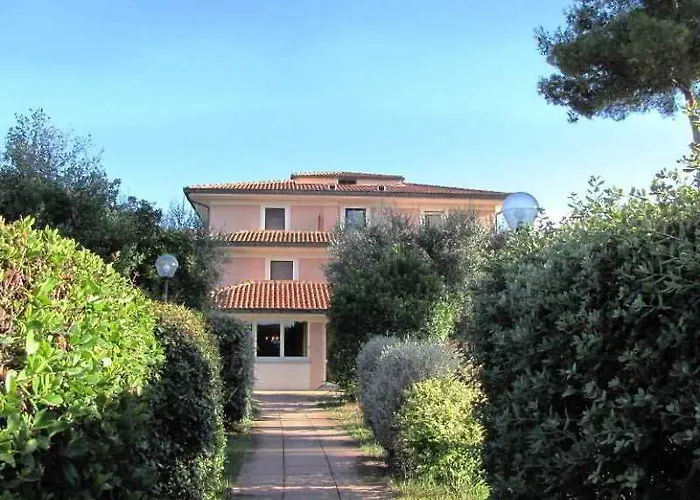 Fabricia Hotel