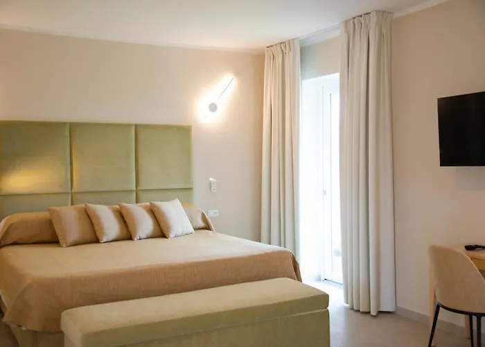 Fabricia Hotel 4*